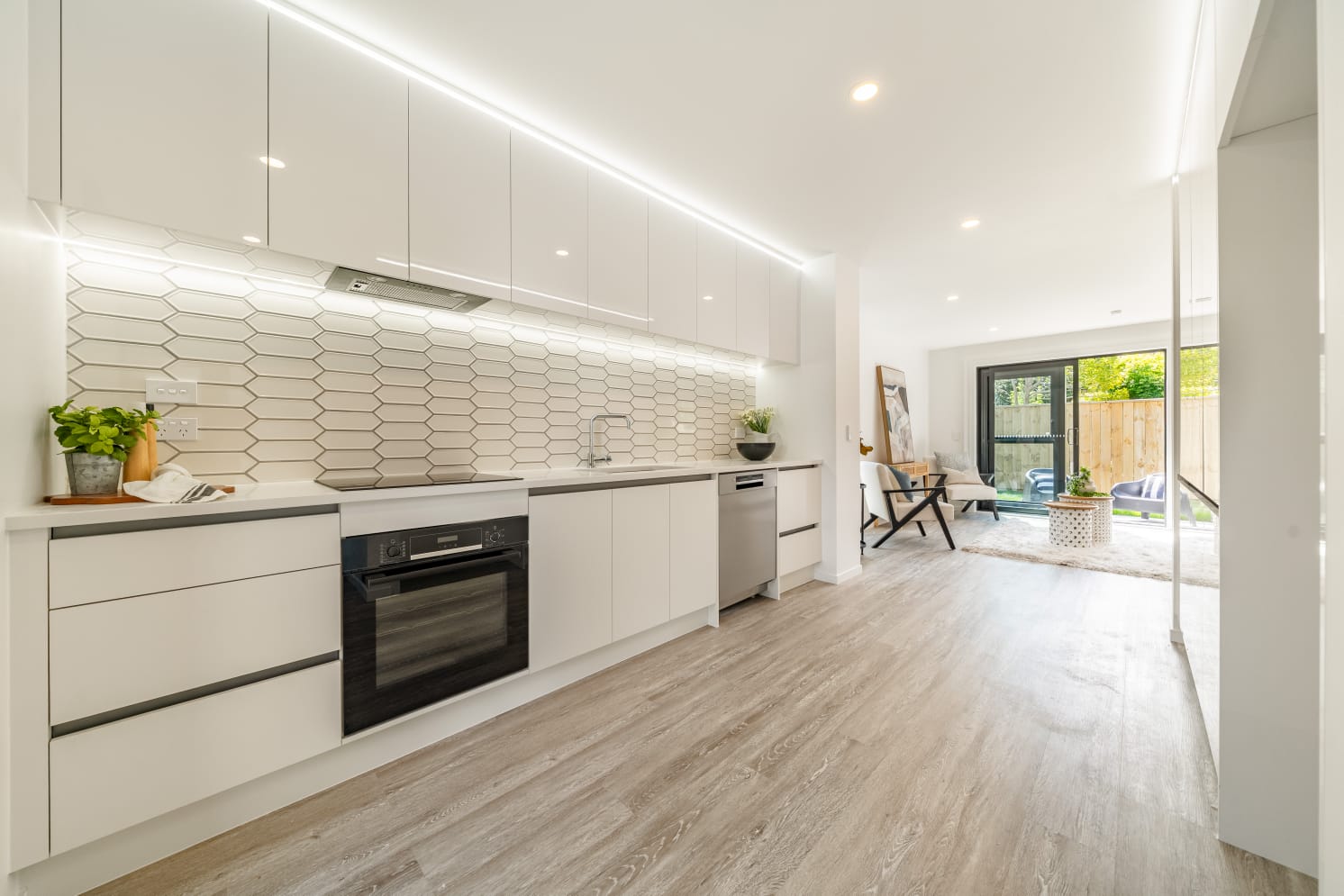 395 Fergusson Drive — photo 3
