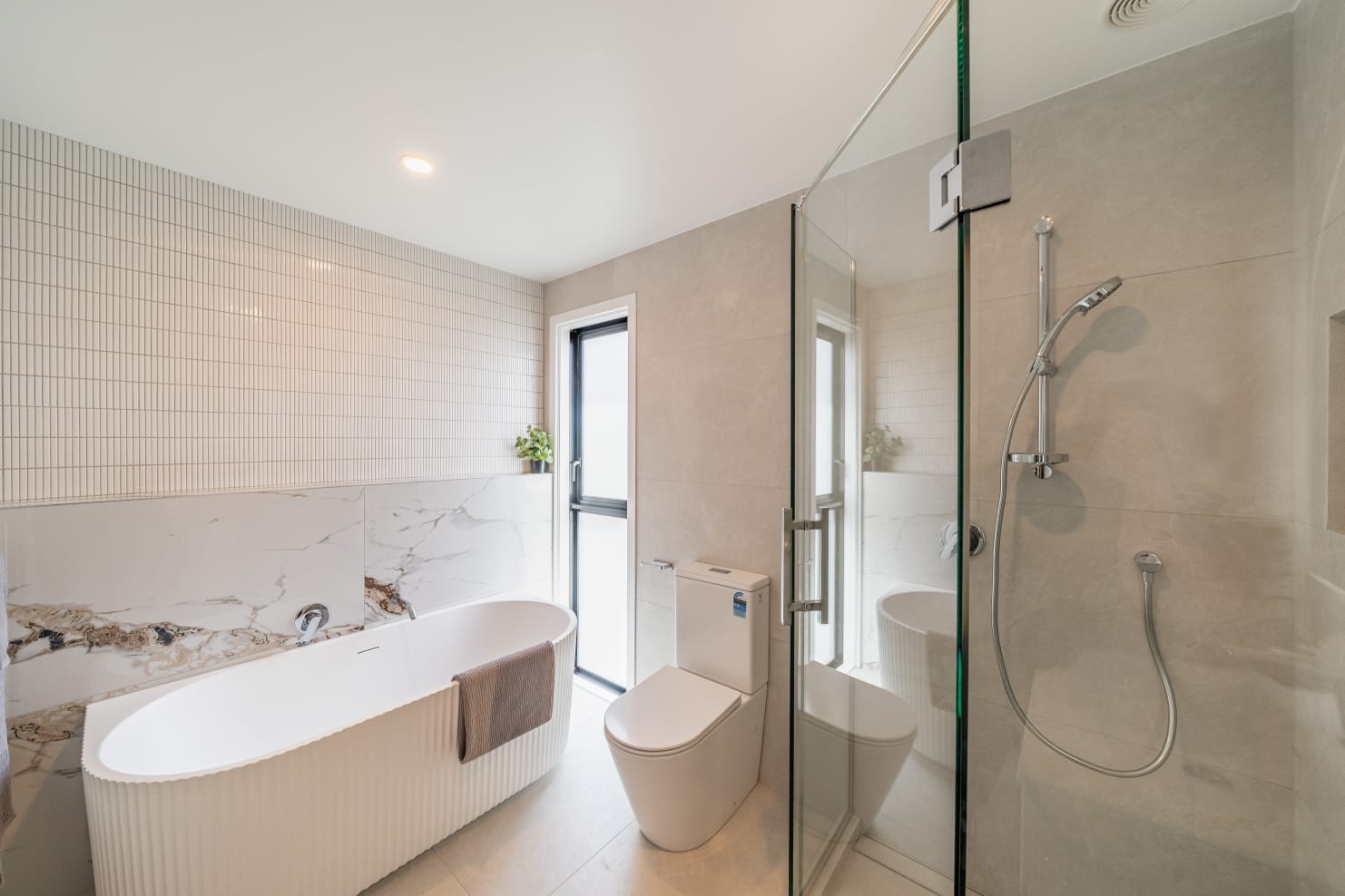 395 Fergusson Drive — photo 6