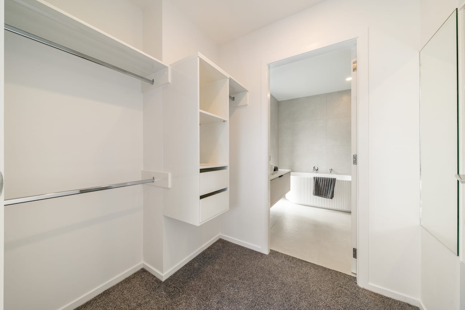 395 Fergusson Drive — photo 27